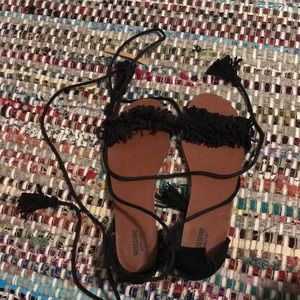 Black strappy sandals size 6 women’s (WORN ONCE)